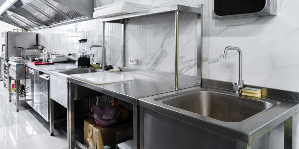 Limpiezas de Filtros, Turbinas y Motores en Madrid · Cocina de Hostales